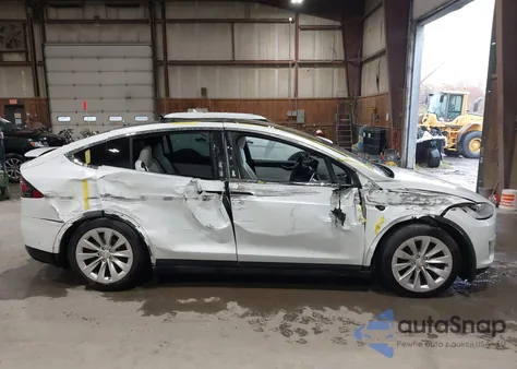 2020 Tesla Model X Long Range Dual Motor All-Wheel Drive/Long Range Plus Dual Motor All-Wheel Drive from USA, damaged, VIN 5YJXCDE23LF233190